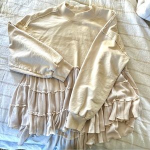 Creamy Off-White Ruffled Hi-Low Sweatshirt